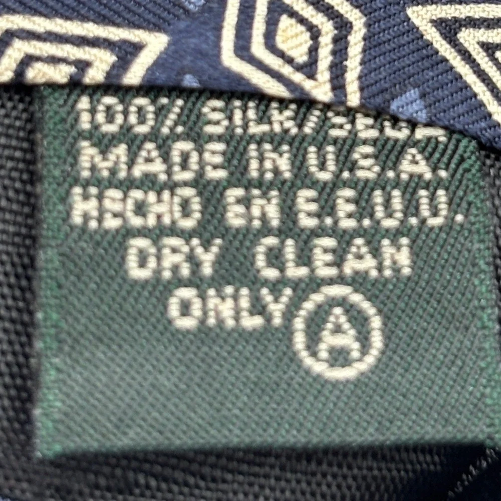 Cellini Uomo Men's 100% Silk Necktie Navy Blue Geometric Pattern Made in USA
